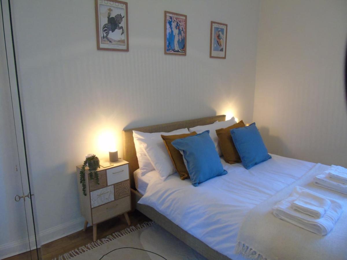 Snug - Tearlag Apartment Helensburgh Exteriör bild